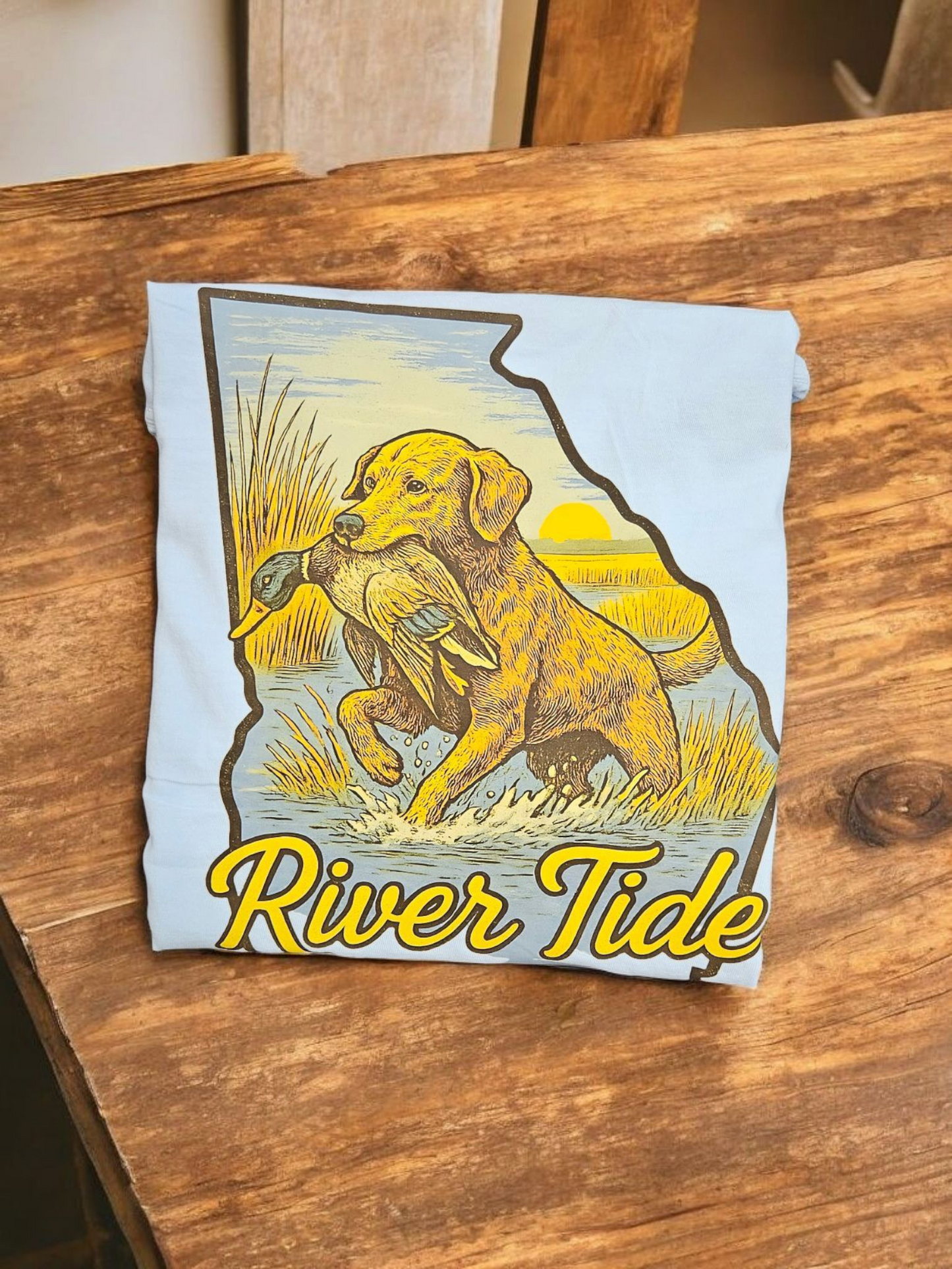 Georgia Vintage Retriever and Duck Tee Shirt